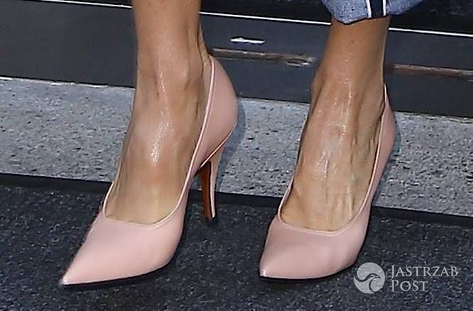 Victoria Beckham szpilki nude