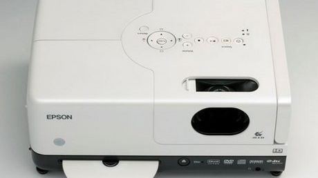 Epson EMP-DM1 – projektor i DVD w jednym 1