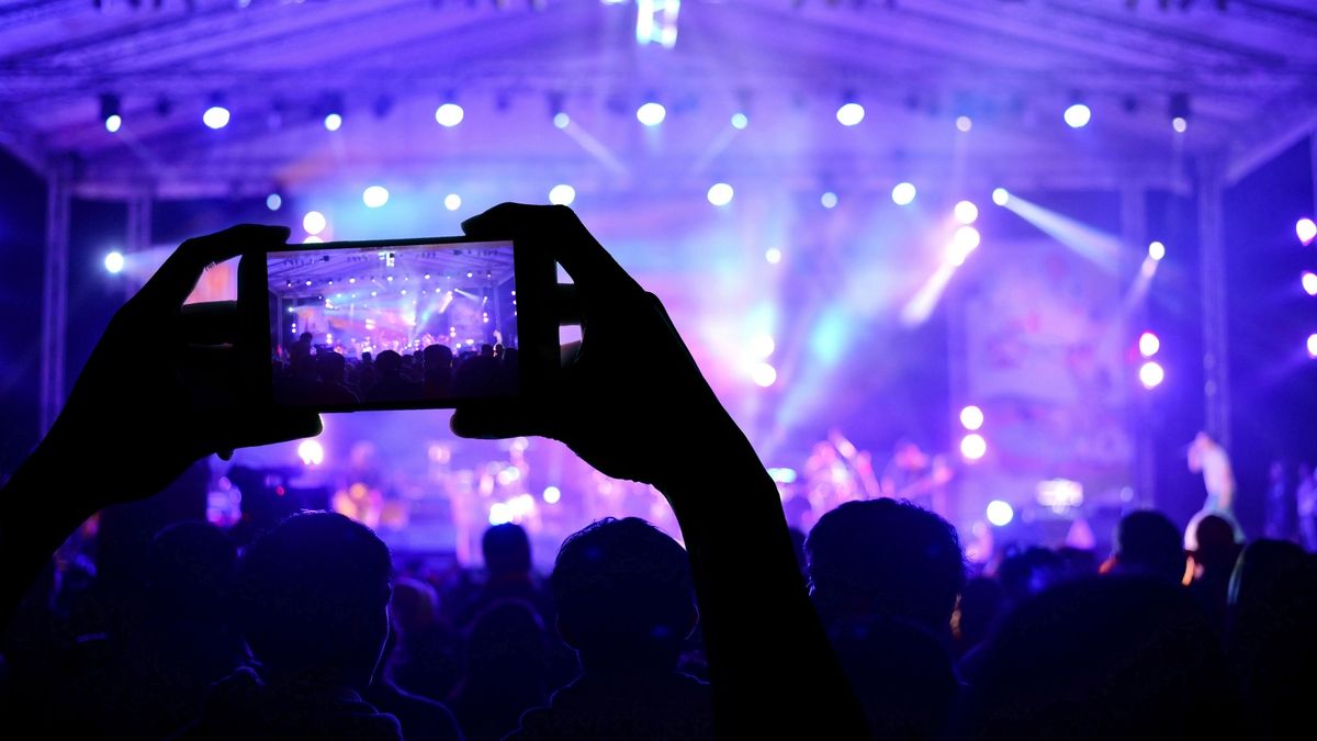 Groźny pomysł Apple: kamera wyłączy się, gdy zechcesz nagrać nielegalne treści 1