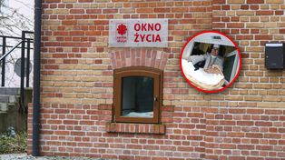 Wrocław. Kilkudniowa dziewczynka w oknie życia. "Ma duże szanse na adopcję"