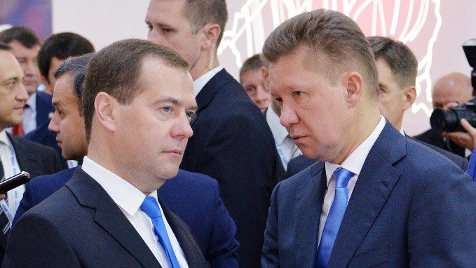 Premier Rosji Dmitrij Miedwiediew i szef Gazpromu Aleksiej Miller.