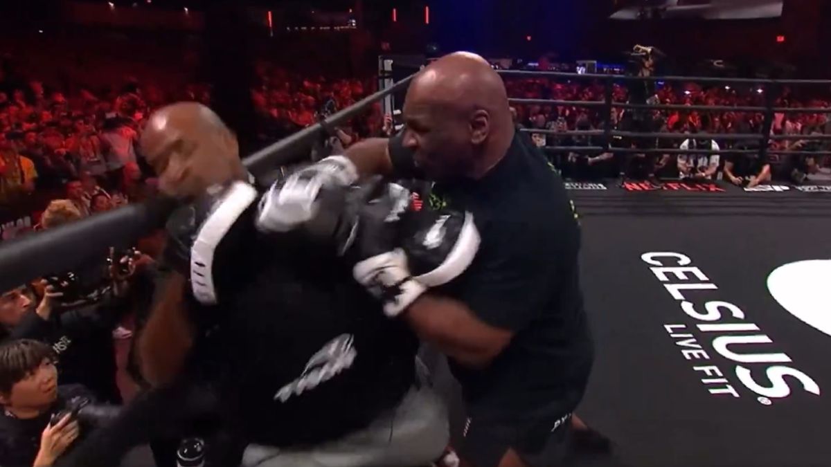 Happy Punch / otwarty trening Mike'a Tysona