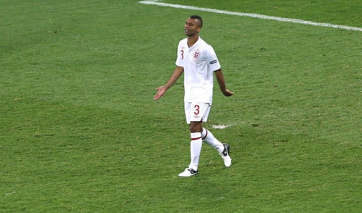 Ashley Cole w lidze włoskiej nie nawiązuje do swoich najlepszych występów