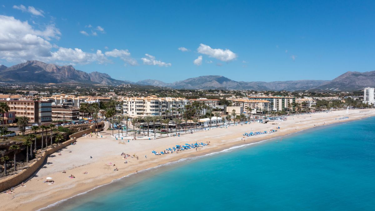 Popularna hiszpańska plaża wprowadza zakaz