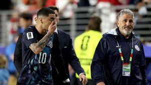 Nie będzie kar za zasłonięcie ust? UEFA nie pójdzie w ślady FIFA