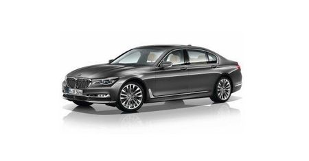 Nowe BMW Serii 7 przypadkowo przedstawione z cenami