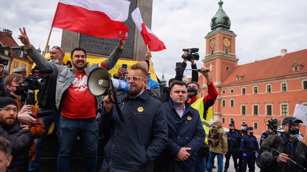 Przedsiębiorcy protestowali w Warszawie. Nie obyło się bez przepychanek i zatrzymań