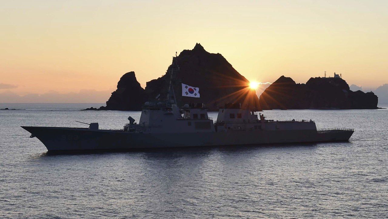 Jeden z okrętów marynarki wojennej Republiki Korei Południowej.