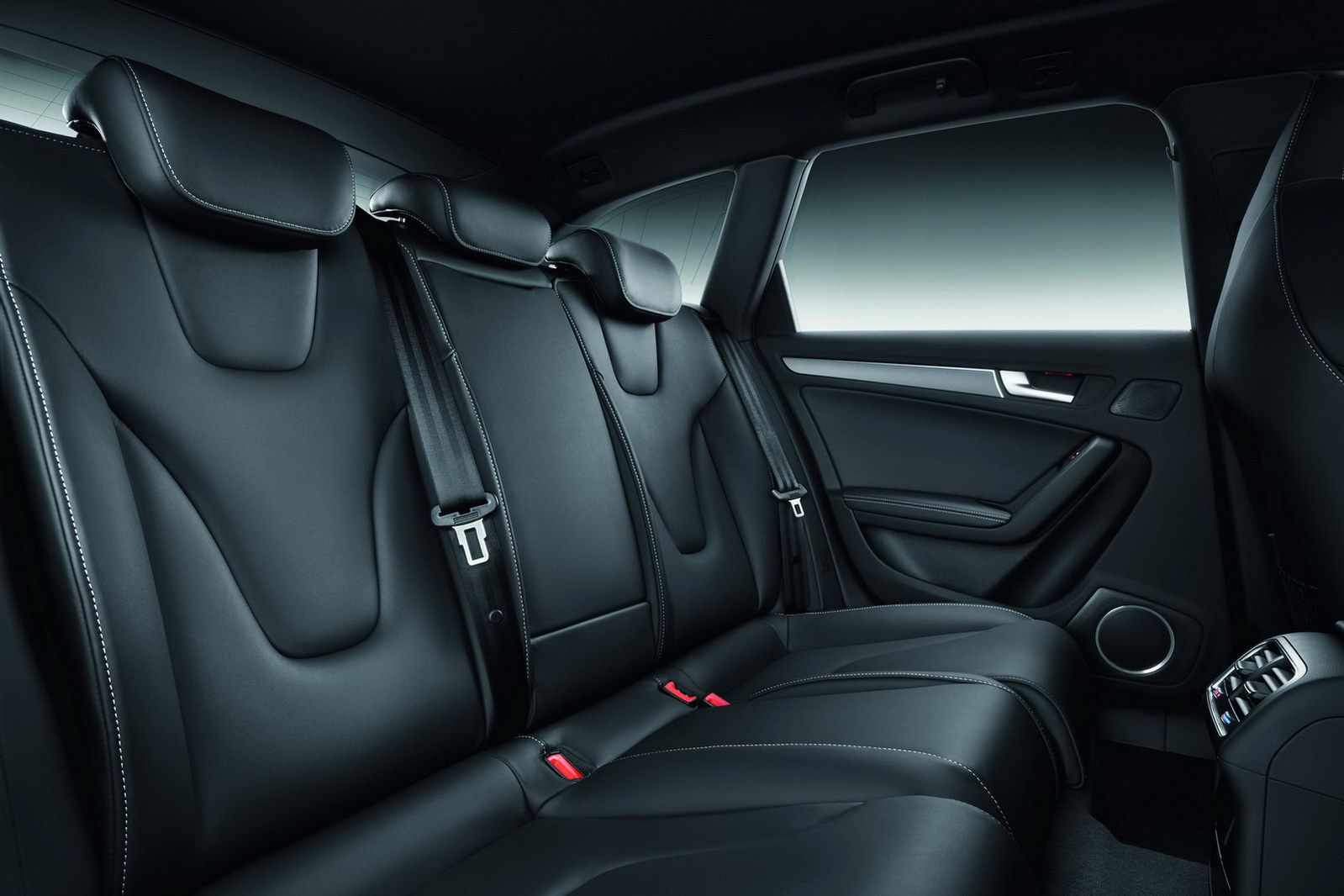 Audi A4/S4/Allroad (2012)
