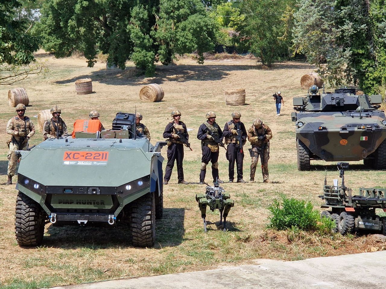 Włosi testują roboty bojowe. Jednym z nich jest maszyna z Polski