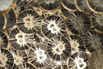 Bitcoin poniżej 10 tys. dol. Skradzione kryptowaluty chciano wprowadzić do obrotu