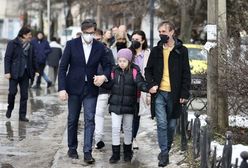 Prezydent Macedonii odprowadził do szkoły dziewczynkę z zespołem Downa