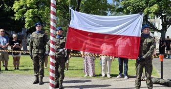 Słupsk: Uroczysty apel i dzień otwartych koszar dla mieszkańców. Miasto uczciło Święto Wojska Polskiego [ZDJĘCIA]