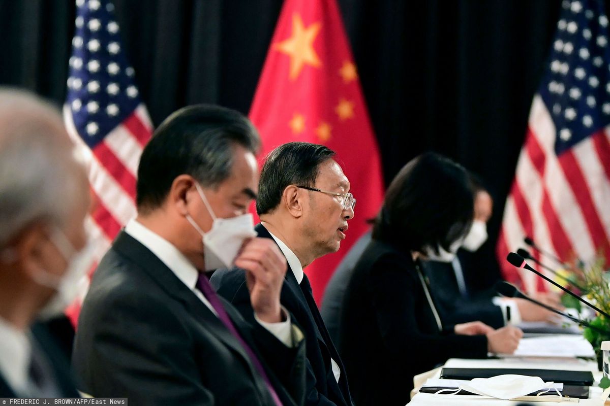 Chiny i władze USA na spotkaniu na Alasce miały rozmawiać o zbiegłym ministrze