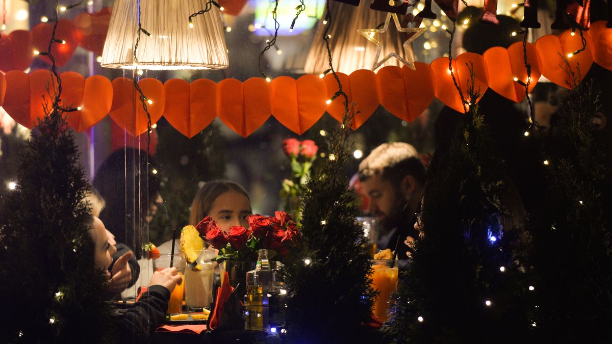 Restauracje przygotowują się na święto zakochanyc