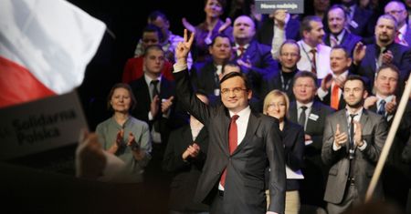 Kongres Założycielski Solidarnej Polski. Chcą podatku od banków