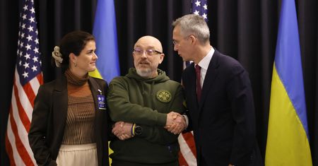 Sprzęt pancerny dla Ukrainy. Szef NATO potwierdza