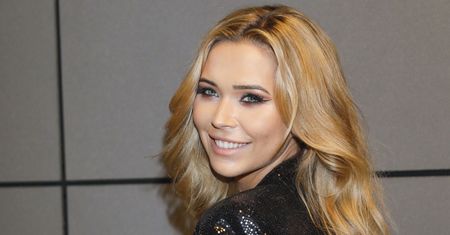 Sandra Kubicka wysłała na Ukrainę tira z pomocą. "Oby nasz kierowca wrócił bezpiecznie"