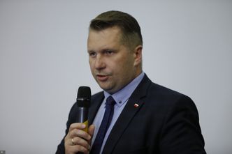 Szczepienia nauczycieli. Czarnek: "Najpierw najbardziej potrzebujący"