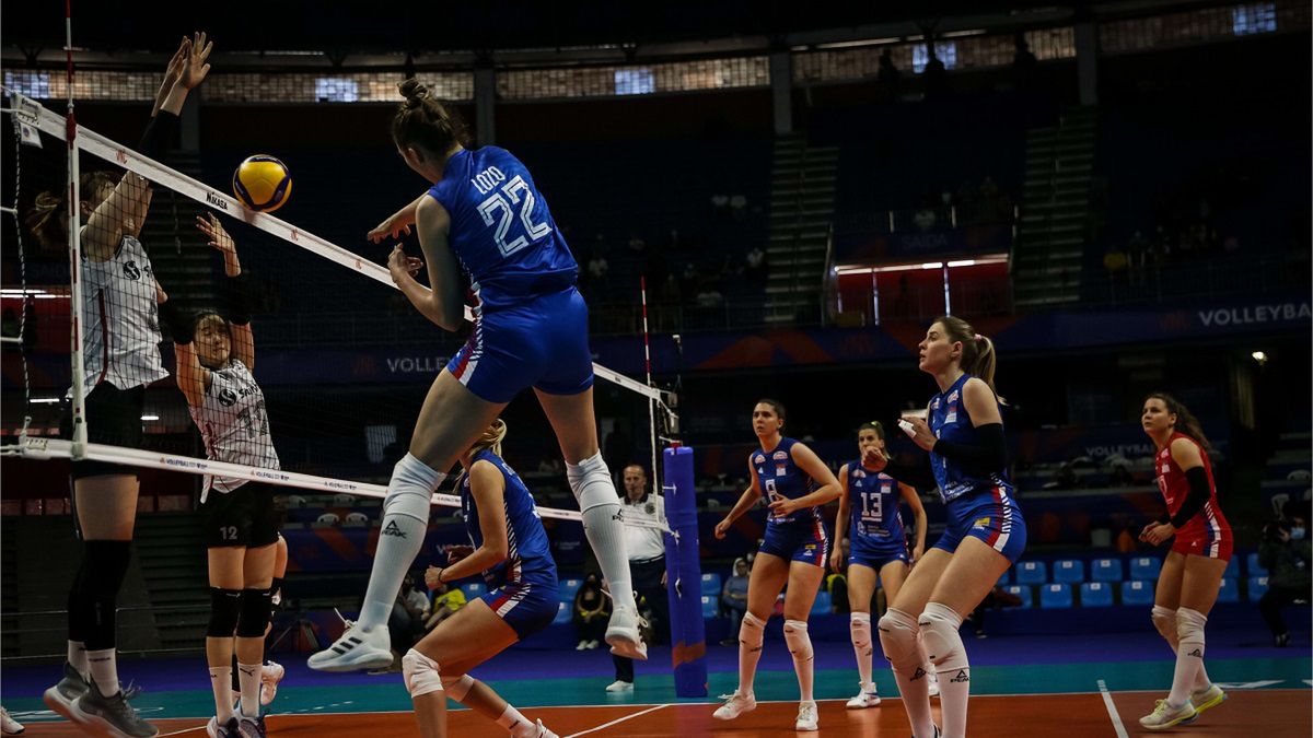 Materiały prasowe / FIVB / Reprezentacja Serbii w meczu z Koreą Południową