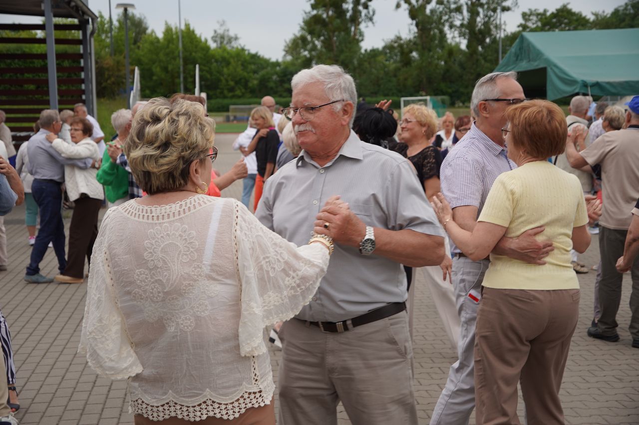 Taneczne środy dla seniorów na Stadionie Powiatowym w Pile