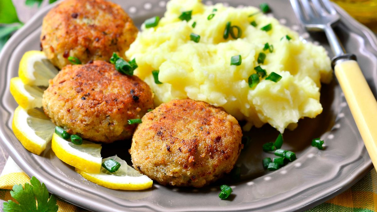 Kotleciki z puree ziemniaczanym