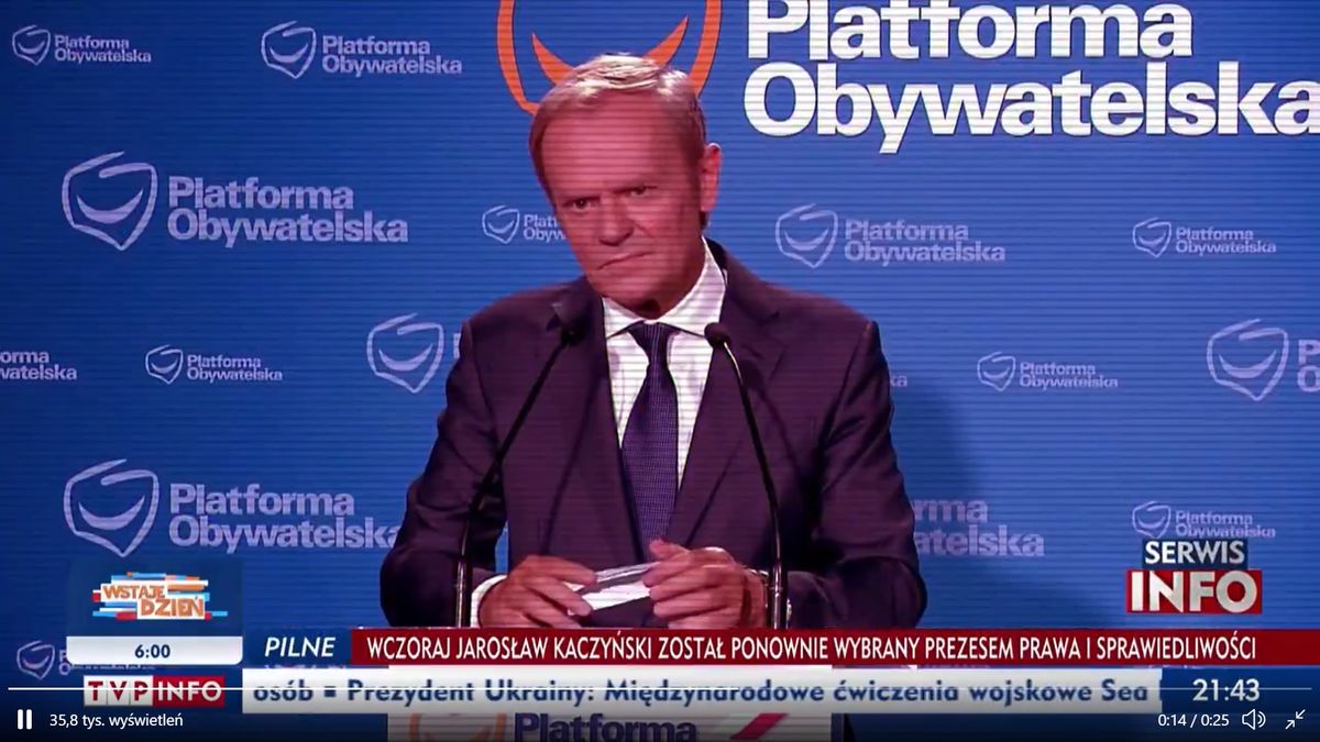 Klip z konferencji Donalda Tuska został mocno zmanipulowany przez TVP Info