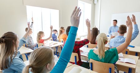 Paraliż oświaty w Katalonii. 23 tys. zakażeń w szkołach podczas jednej doby