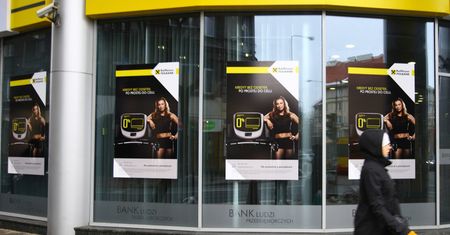Eksperci: przejęcie Raiffeisena kolejnym krokiem do repolonizacji banków