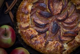 Tarta z jabłkami - charakterystyka tarty, jak przyrządzić tartę z jabłkami, kalorie i wartości odżywcze