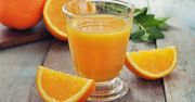 Sok pomarańczowy z soku zagęszczonego