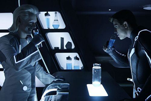 Bezduszny cyfrowy świat | recenzja filmu Tron: Dziedzictwo 4