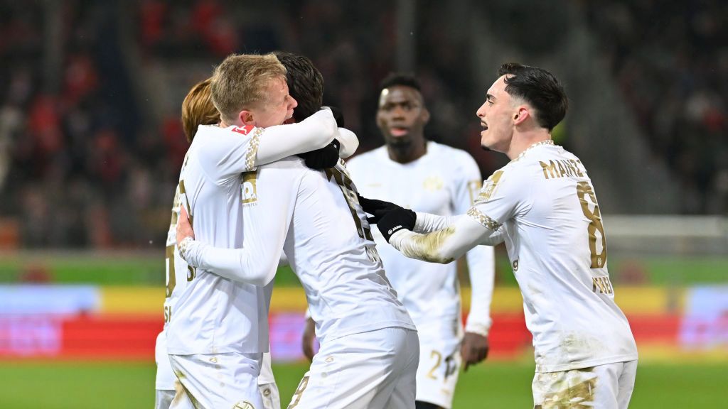 Getty Images / Sebastian Widmann / Na zdjęciu: piłkarze 1.FSV Mainz 05