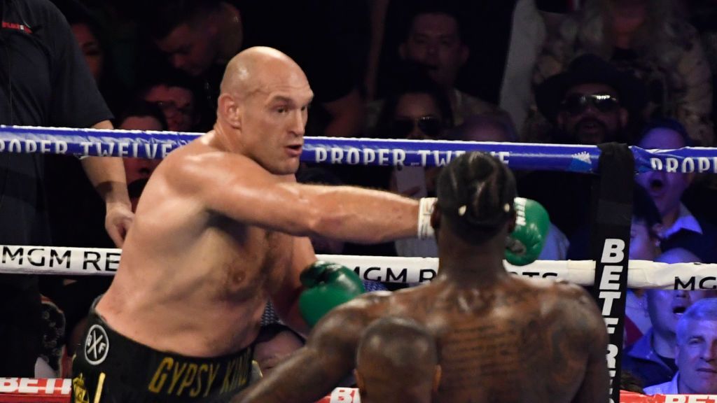 Zdjęcie okładkowe artykułu: Getty Images / MB Media / Na zdjęciu: Tyson Fury i Deontay Wilder