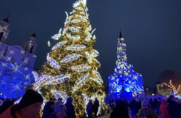 Jarmark bożonarodzeniowy w Kownie robi wrażenie