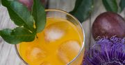 Świeży sok z fioletowej marakui