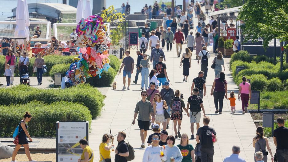 Od lipca dodatki 1 tys. zł dla pracowników socjalnych, pieczy zastępczej i żłobków