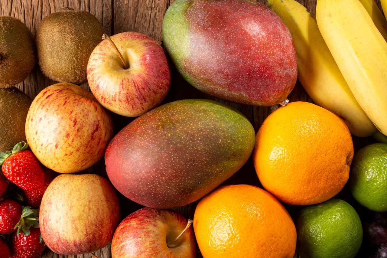 Fruit myths debunked: Enjoy nature's candy any time of day