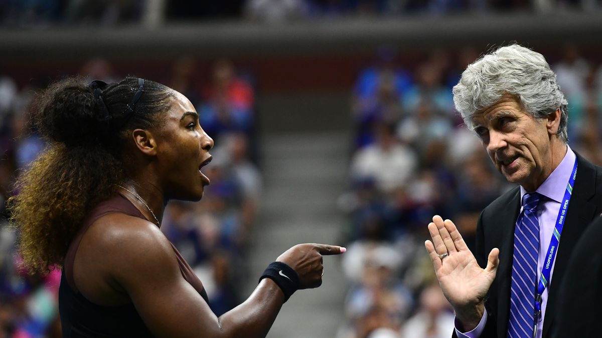 Zdjęcie okładkowe artykułu: Getty Images / Sarah Stier / Na zdjęciu: Serena Williams kłóci się z sędzią turniejowym Brianem Earleyem