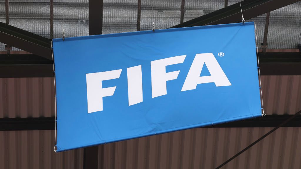 Getty Images / Catherine Ivill - AMA / Na zdjęciu: logo FIFA