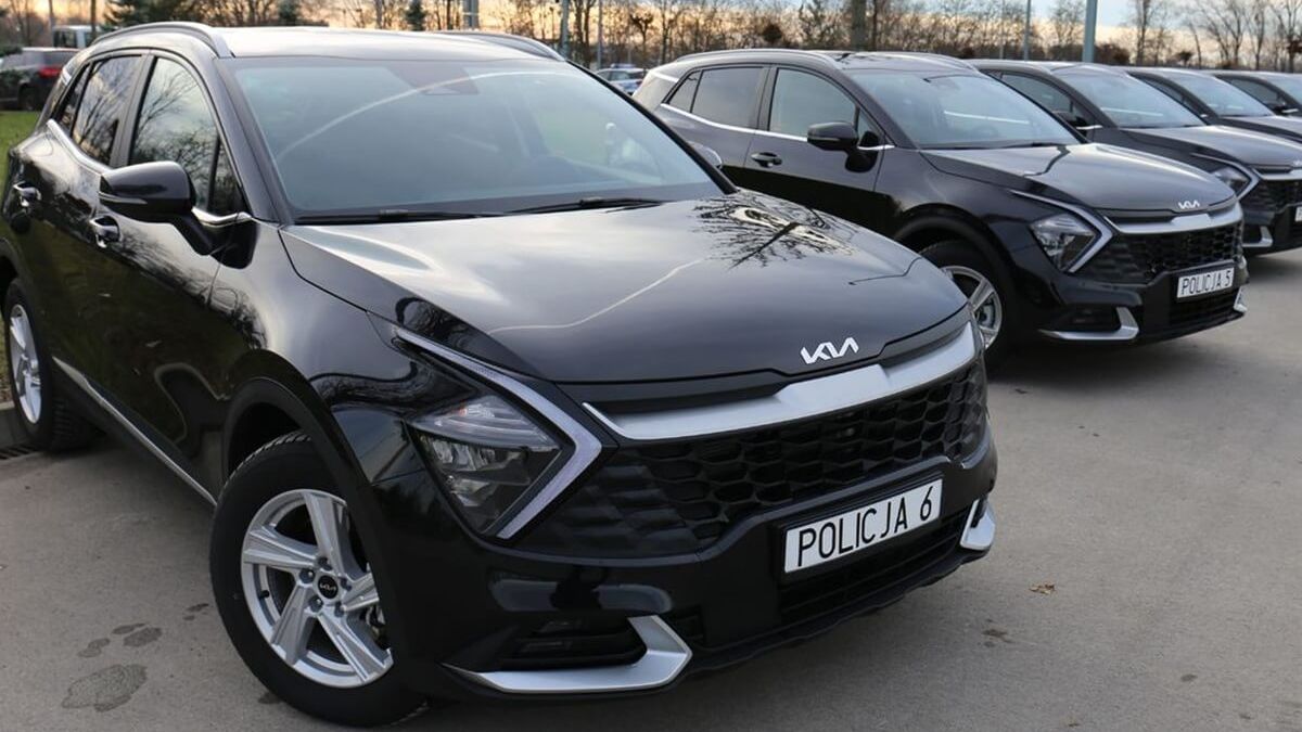 Nowe radiowozy Kia Sportage zakupione przez Komendę Wojewódzką Policji w Lublinie