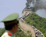 Chińczycy burzą wielki mur
