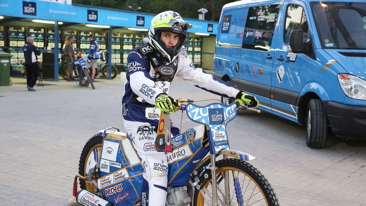 Facebook / uniatarnowzssa / Na zdjęciu: Dawid Rempała