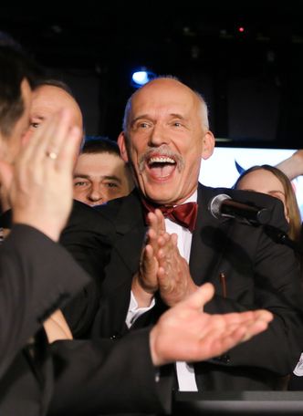 Dlaczego nie ma głosowania przez internet? Bo straciłyby PO i PiS, a zyskał Korwin-Mikke