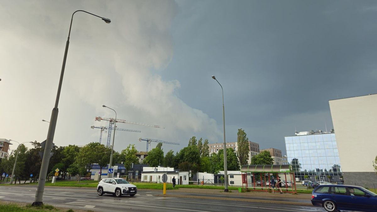 Burzowe chmury nad Lublinem