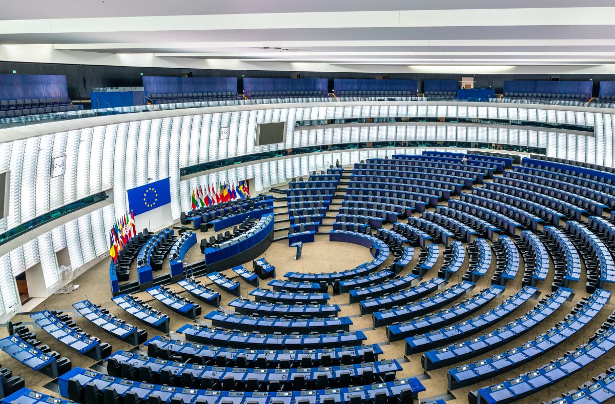 Emerytura europarlamentarzysty robi wrażenie. Spore kwoty już po jednej kadencji