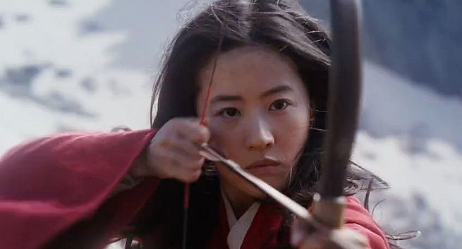 Disney pokazuje aktorską wersję filmu "Mulan"