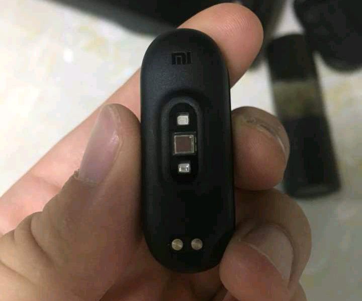 Xiaomi Mi Band 4 w sprzedaży. Jeszcze przed prezentacją [#wSkrócie] 3