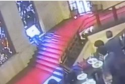 Fatalny wypadek. Włoski polityk rozbił głową zabytkowy witraż