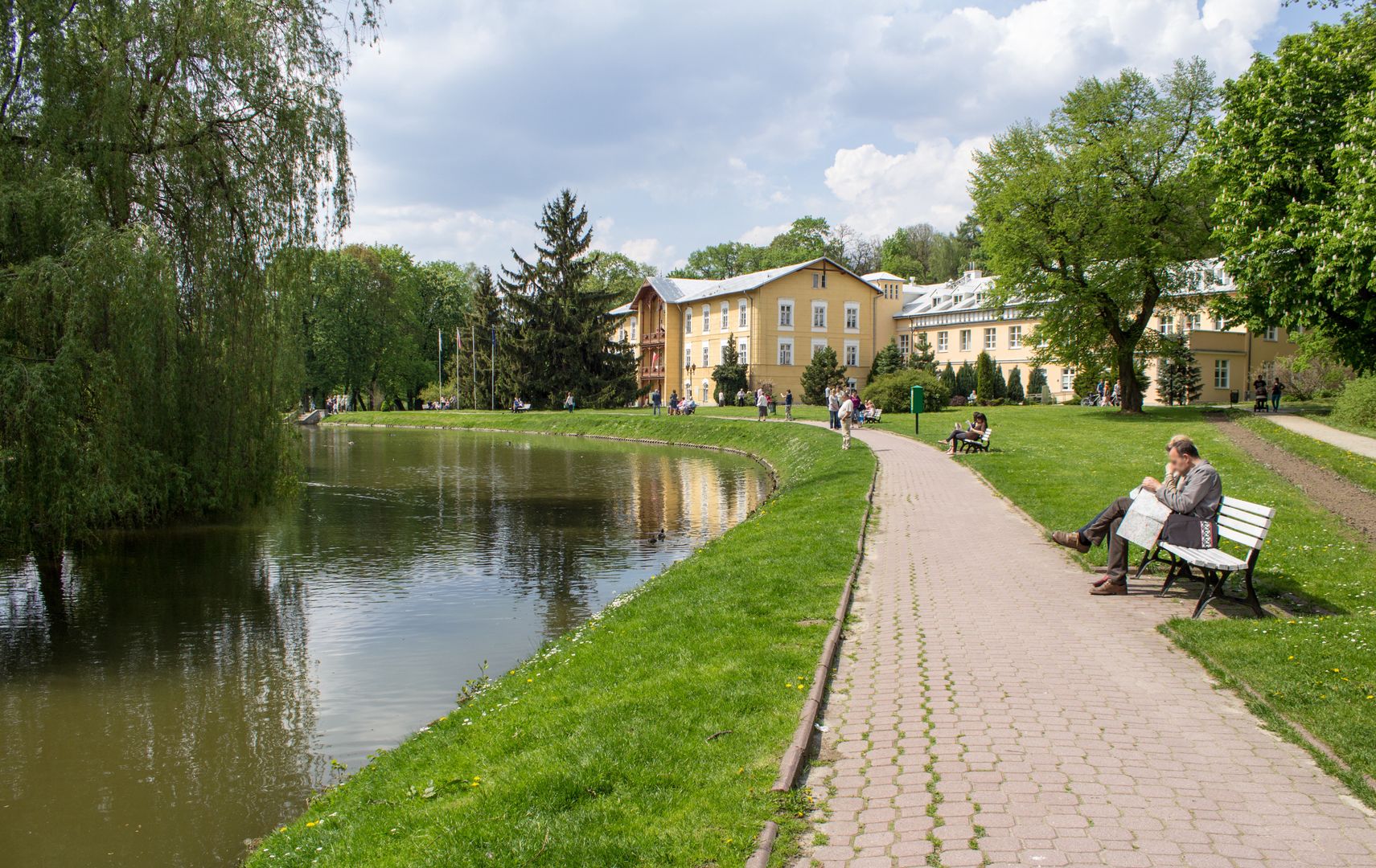 Nie tylko na NFZ. Jak starać się o darmowy pobyt w sanatorium?